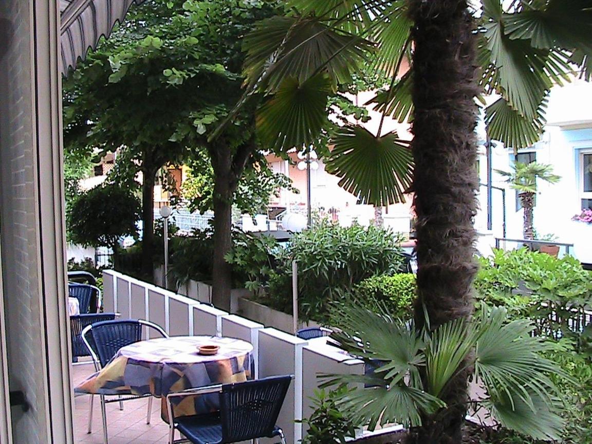 Hotel Universo Rímini Exterior foto