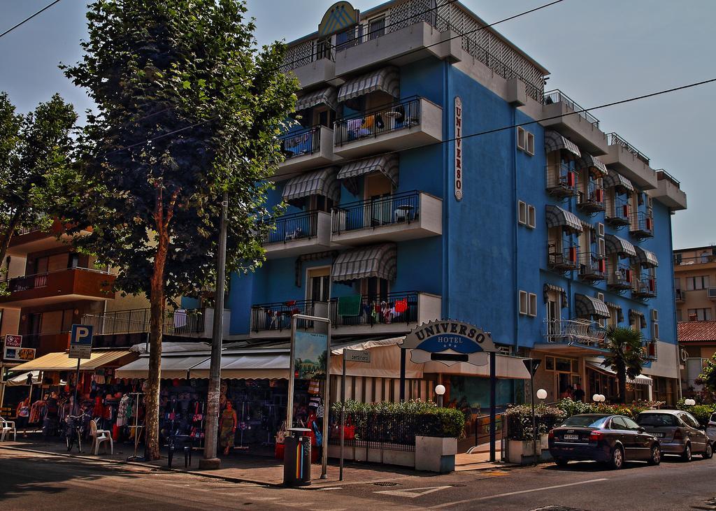 Hotel Universo Rímini Exterior foto